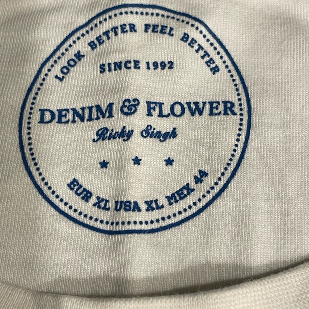 Denim & Flower - Ricky Singh XL White Tee Crew neck with Birds